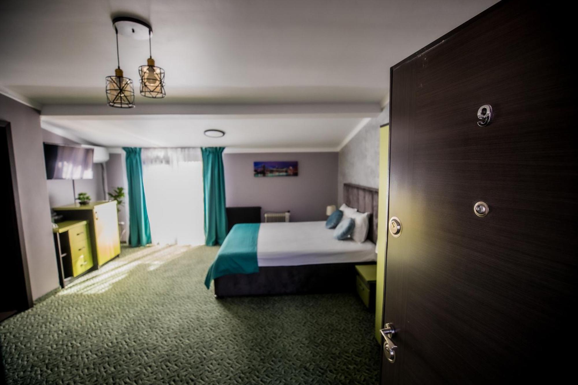 Nelana Hostel Cluj-Napoca Luaran gambar