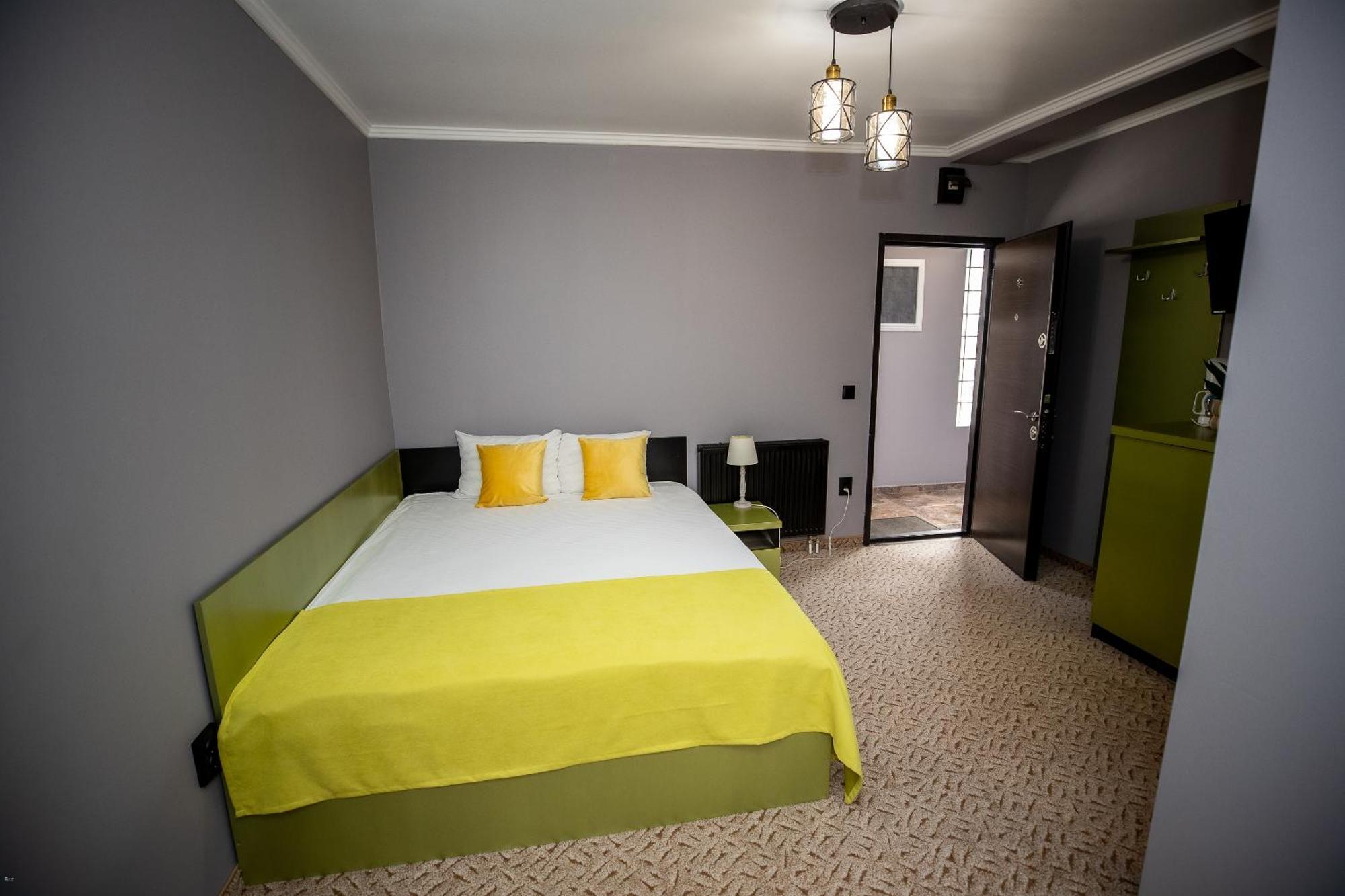 Nelana Hostel Cluj-Napoca Luaran gambar