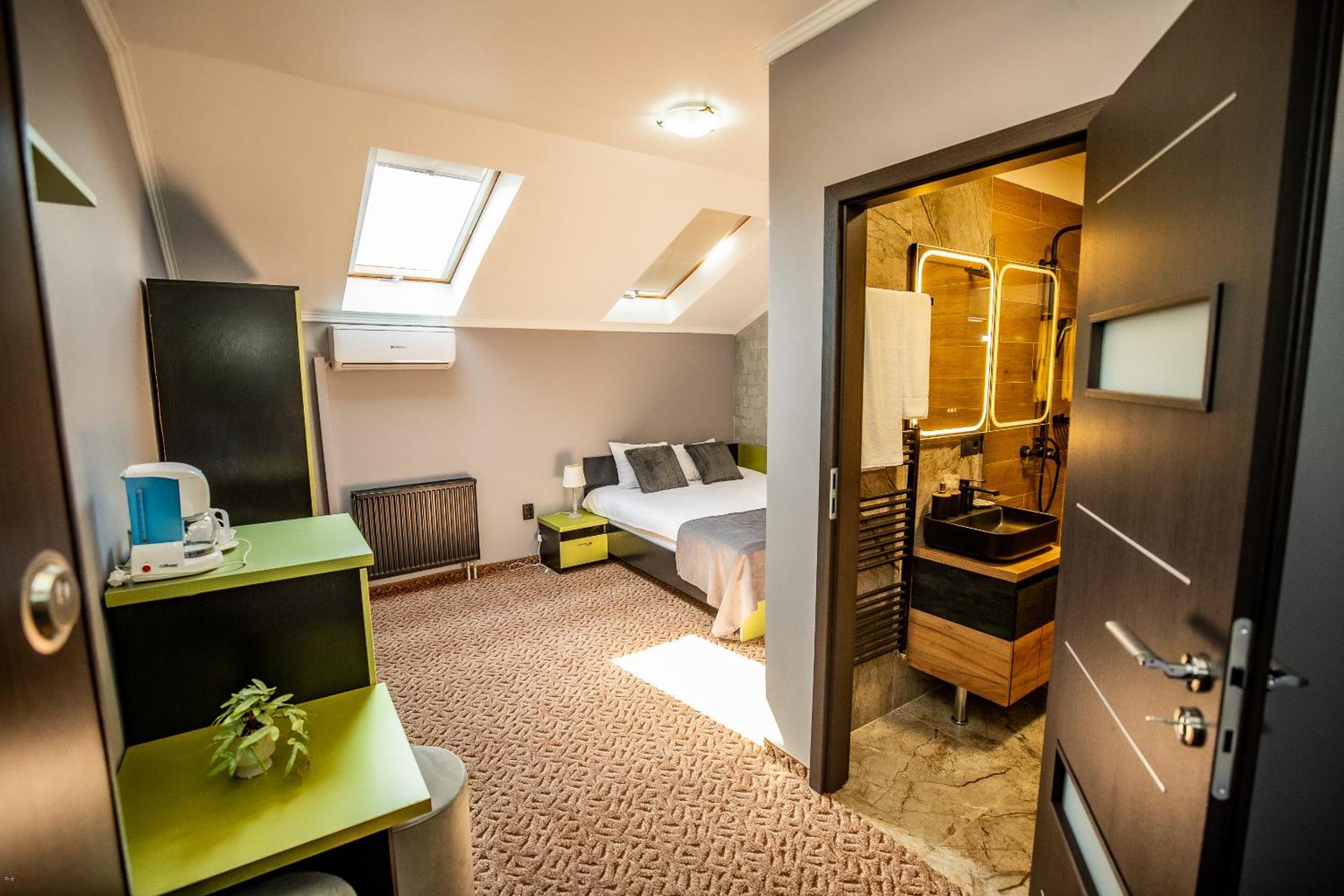 Nelana Hostel Cluj-Napoca Luaran gambar