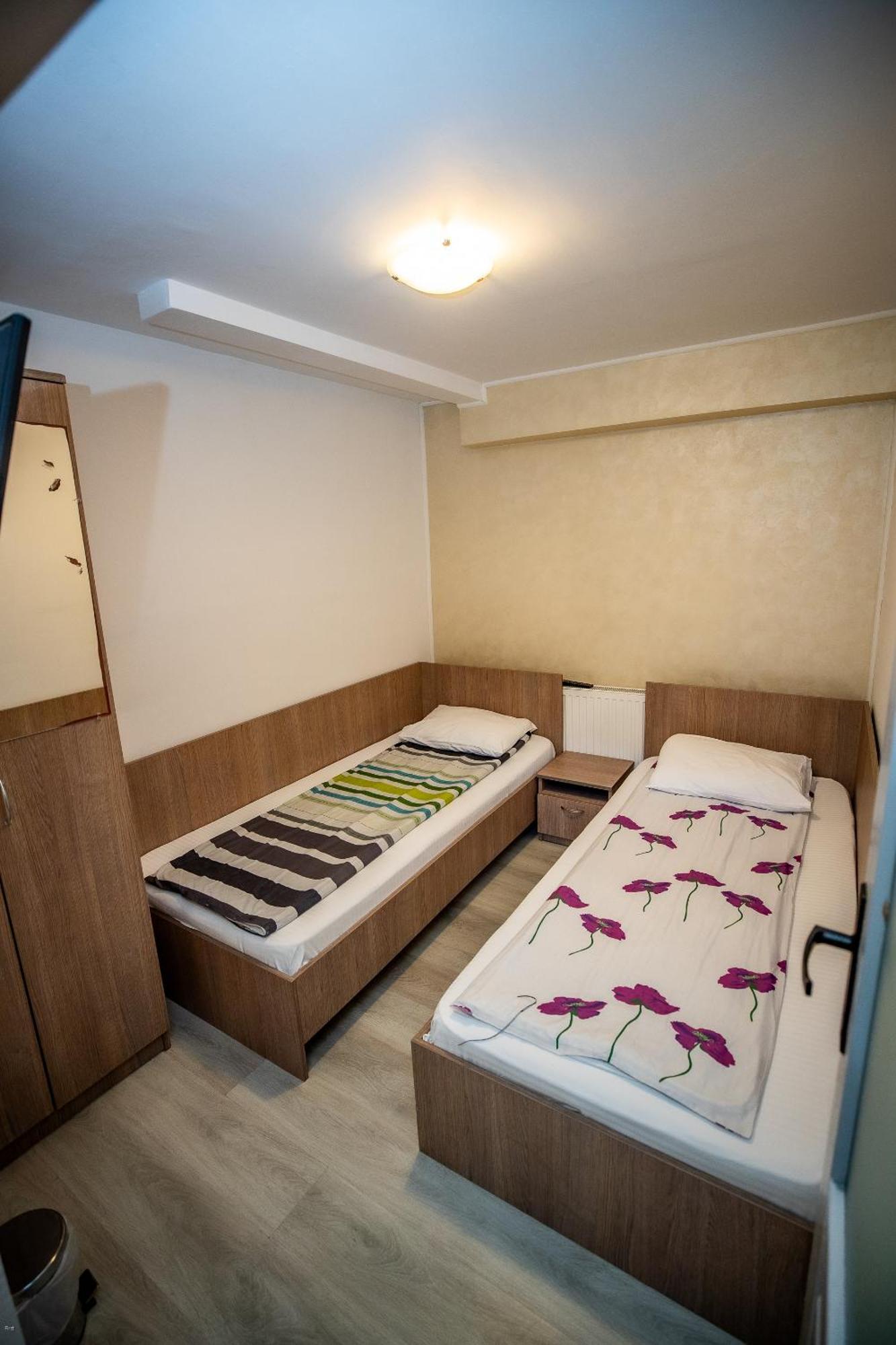 Nelana Hostel Cluj-Napoca Luaran gambar