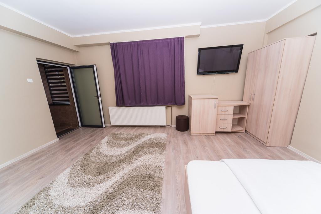 Nelana Hostel Cluj-Napoca Luaran gambar