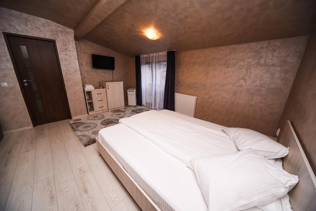 Nelana Hostel Cluj-Napoca Luaran gambar