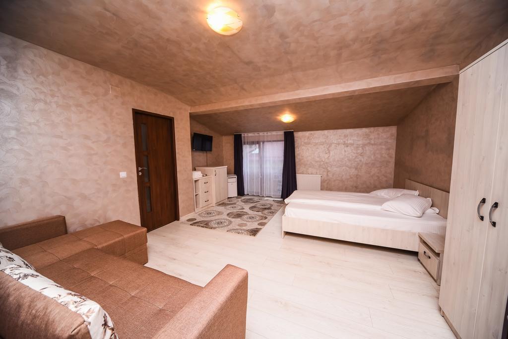 Nelana Hostel Cluj-Napoca Luaran gambar