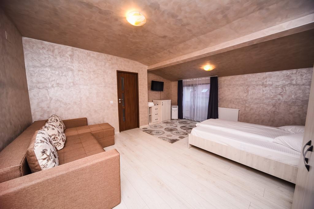 Nelana Hostel Cluj-Napoca Luaran gambar