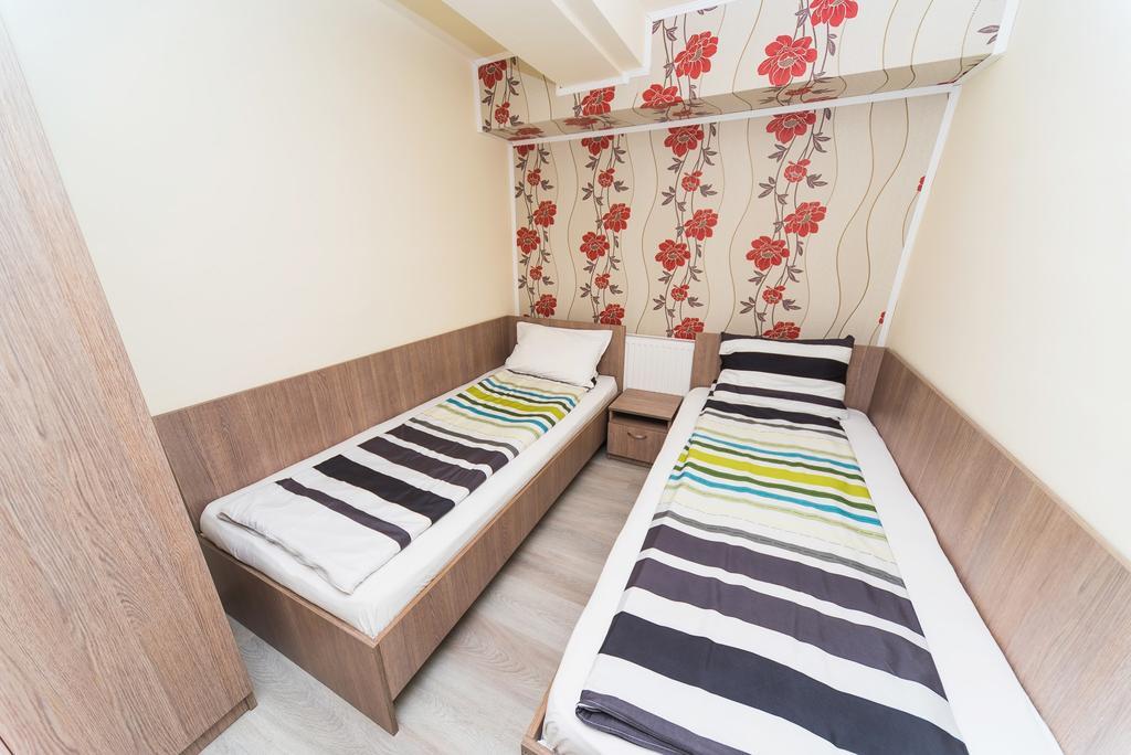Nelana Hostel Cluj-Napoca Luaran gambar